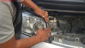 Solusi Lampu Utama Mobil Yang Mulai Menguning Mengembalikan Kejernihan Dan Keamanan Berkendara
